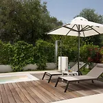 Perithia Suites