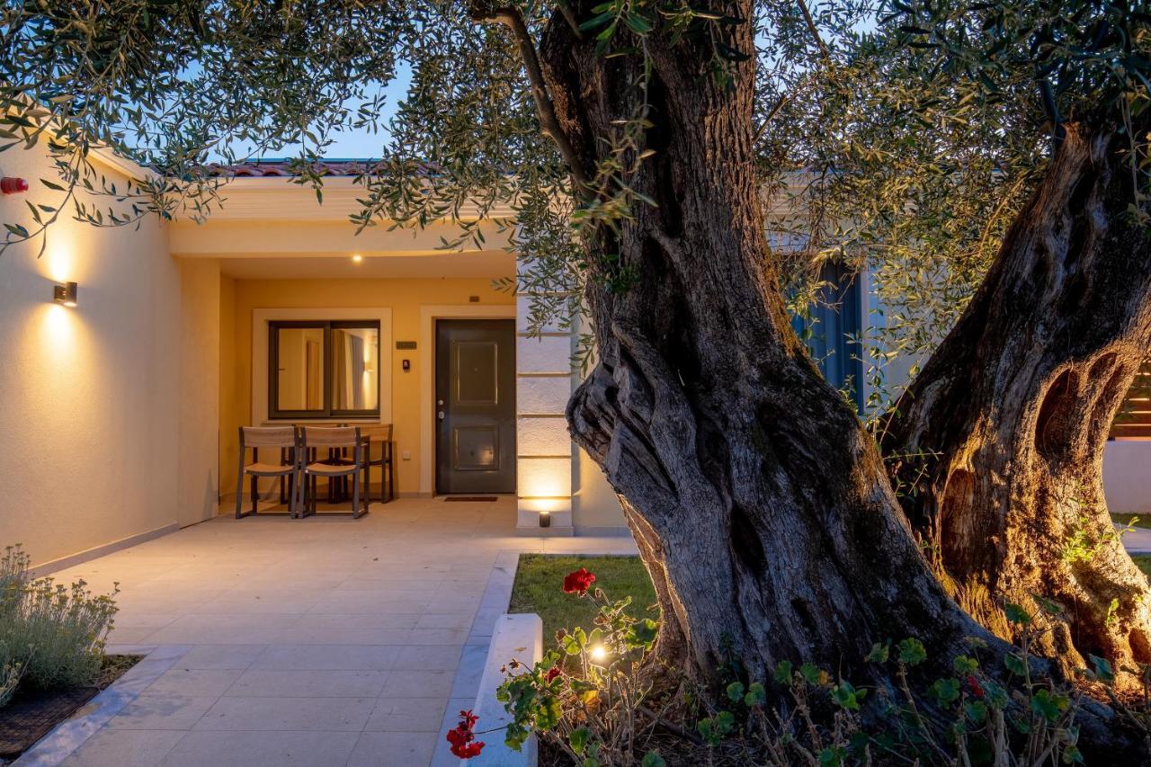 Perithia Suites Holiday home *
