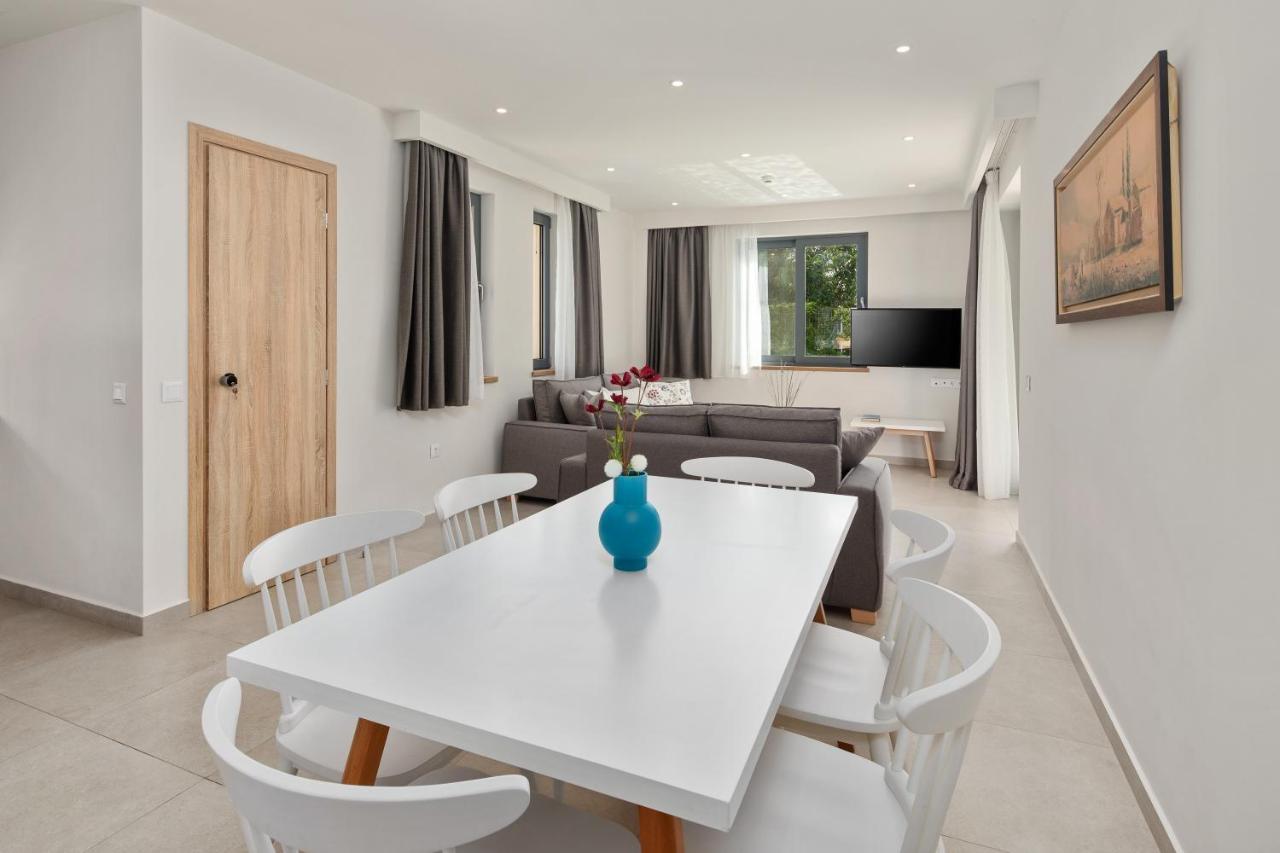 Perithia Suites